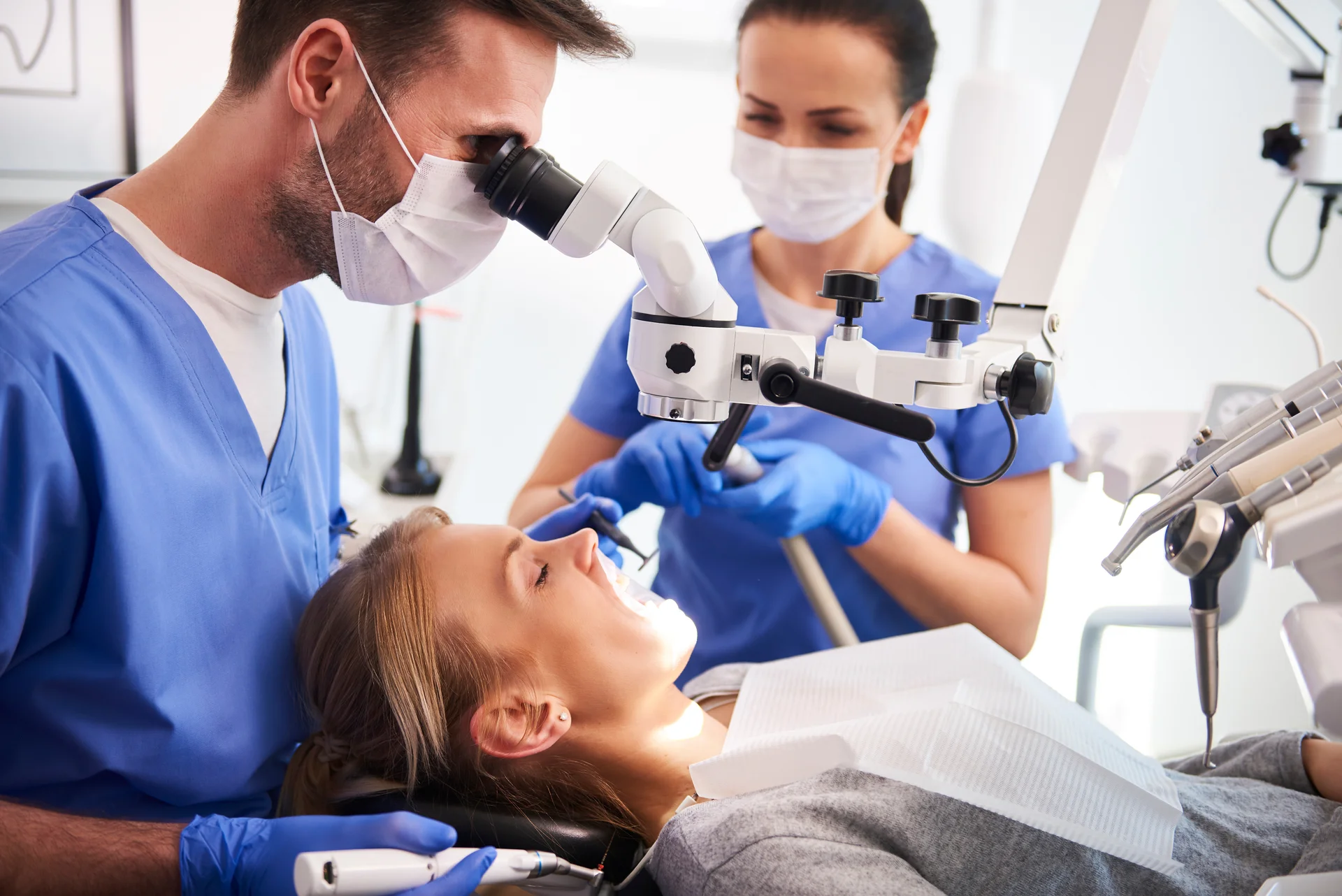 Tooth-colored filling repairing a tooth after decay