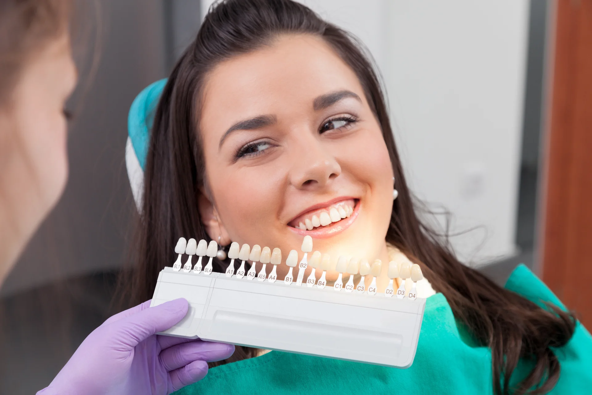Close-up of a natural-looking smile after veneer treatment
